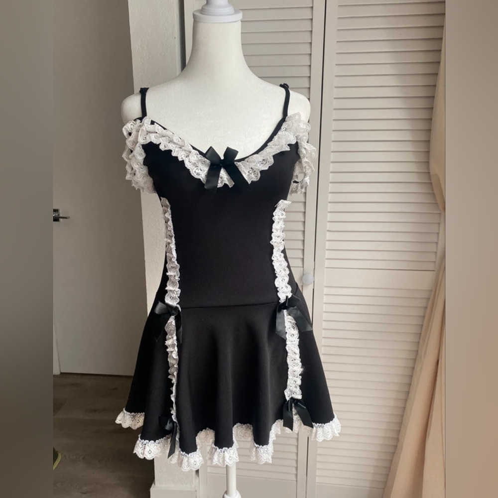 Black dress lace details